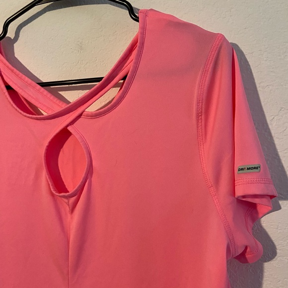 Workout Top - Picture 3 of 4